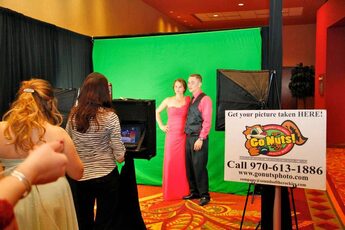 GO-NUTS-Green-Screen-Photo-Booths-(8)